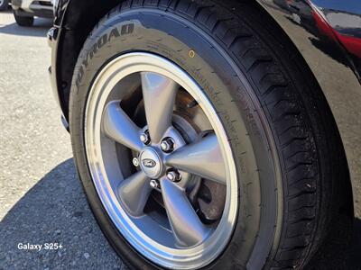 2006 Ford Mustang GT Deluxe - 5 SPEED MANUAL - Photo 7 - Roseville, CA 95678