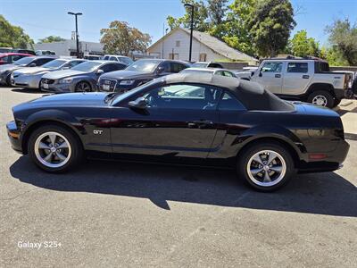 2006 Ford Mustang GT Deluxe - 5 SPEED MANUAL - Photo 4 - Roseville, CA 95678