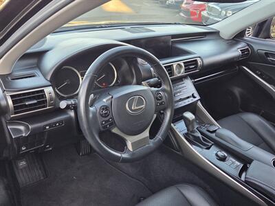 2014 Lexus IS 250   - Photo 11 - Roseville, CA 95678