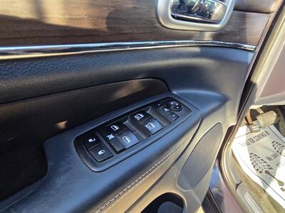 2015 Jeep Grand Cherokee Overland   - Photo 11 - Roseville, CA 95678