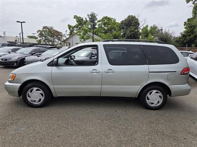 2002 Toyota Sienna LE - Photo 3 - Roseville, CA 95678