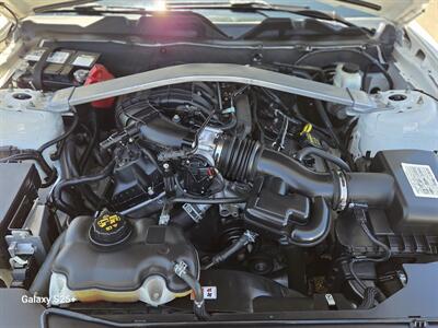 2011 Ford Mustang V6   - Photo 26 - Roseville, CA 95678