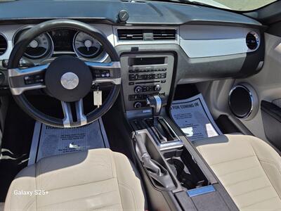 2011 Ford Mustang V6   - Photo 24 - Roseville, CA 95678