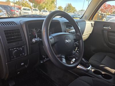 2007 Hummer H3 -- LOW MILEAGE ONLY 112565   - Photo 13 - Roseville, CA 95678