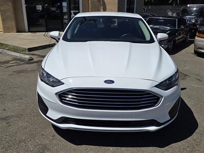 2019 Ford Fusion Hybrid SE   - Photo 2 - Roseville, CA 95678