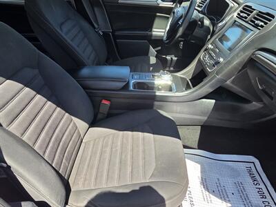 2019 Ford Fusion Hybrid SE   - Photo 16 - Roseville, CA 95678