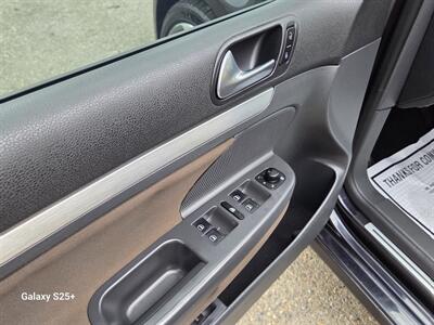 2009 Volkswagen GTI Base PZEV - Photo 10 - Roseville, CA 95678