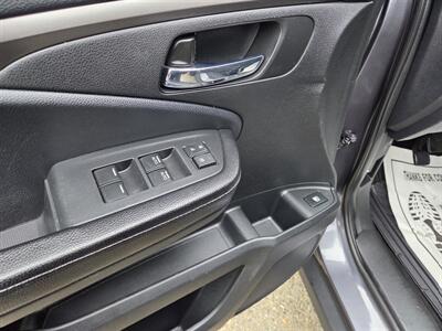2018 Honda Ridgeline RTL ALL WHEEL DRIVE- Amazing Deal WOOOOOW   - Photo 13 - Roseville, CA 95678