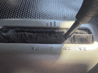 2004 GMC Sierra 2500HD Work Truck 4X4 - Photo 20 - Roseville, CA 95678