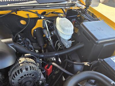 2004 GMC Sierra 2500HD Work Truck 4X4 - Photo 23 - Roseville, CA 95678