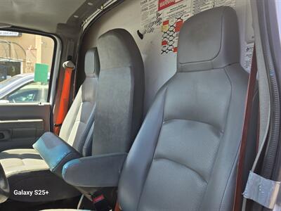2017 Ford E-350 **BOX TRUCK   - Photo 6 - Roseville, CA 95678
