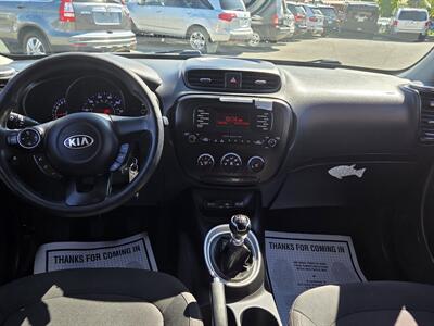 2015 Kia Soul   - Photo 13 - Roseville, CA 95678