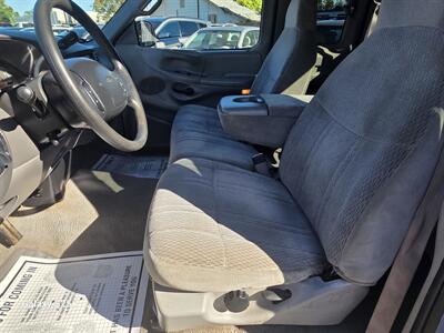 1998 Ford F-150 XLT - 2 OWNERS -24 SERVICE RECORDS - Photo 10 - Roseville, CA 95678