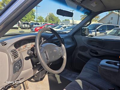 1998 Ford F-150 XLT - 2 OWNERS -24 SERVICE RECORDS - Photo 8 - Roseville, CA 95678