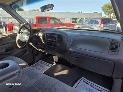 1998 Ford F-150 XLT - 2 OWNERS -24 SERVICE RECORDS - Photo 13 - Roseville, CA 95678