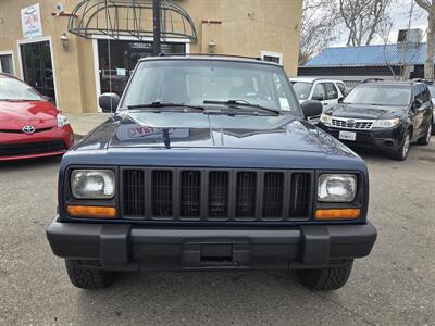 2000 Jeep Cherokee SE 4dr SE - Photo 2 - Roseville, CA 95678