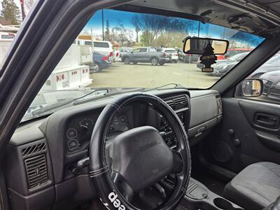 2000 Jeep Cherokee SE 4dr SE - Photo 10 - Roseville, CA 95678
