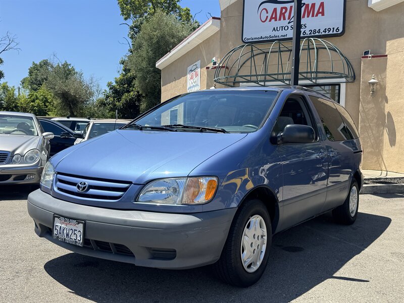 2003 Toyota Sienna CE - 1 OWNER ONLY - LOW MILEAGE - MUST SEE!  Ce - Photo 1 - Roseville, CA 95678