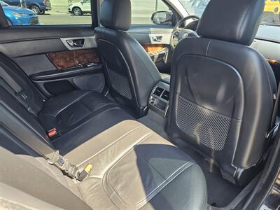 2013 Jaguar XF 2.0T   - Photo 12 - Roseville, CA 95678