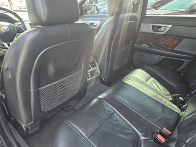 2013 Jaguar XF 2.0T   - Photo 10 - Roseville, CA 95678