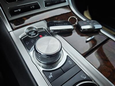 2013 Jaguar XF 2.0T   - Photo 21 - Roseville, CA 95678