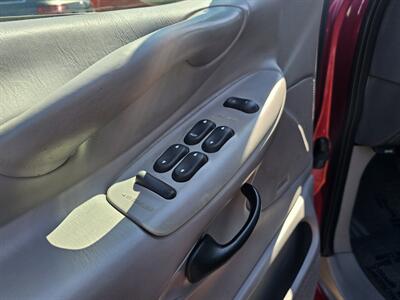 2001 Ford Expedition XLT   - Photo 13 - Roseville, CA 95678