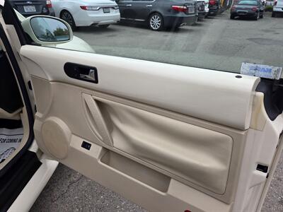 2004 Volkswagen New Beetle Convertible GLS - Photo 13 - Roseville, CA 95678