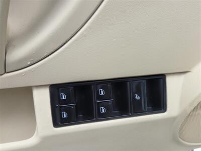 2004 Volkswagen New Beetle Convertible GLS - Photo 10 - Roseville, CA 95678