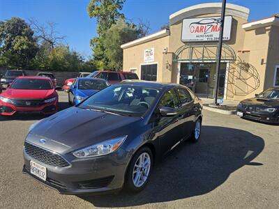 2017 Ford Focus SE   - Photo 1 - Roseville, CA 95678