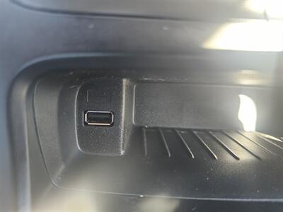 2017 Ford Focus SE   - Photo 16 - Roseville, CA 95678