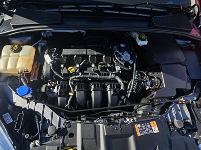 2017 Ford Focus SE   - Photo 22 - Roseville, CA 95678