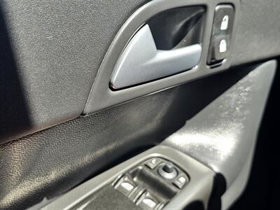 2008 Volvo C30 T5 Version 2.0 R-Design   - Photo 20 - Roseville, CA 95678
