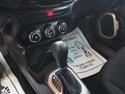 2017 Jeep Renegade Sport   - Photo 25 - Roseville, CA 95678