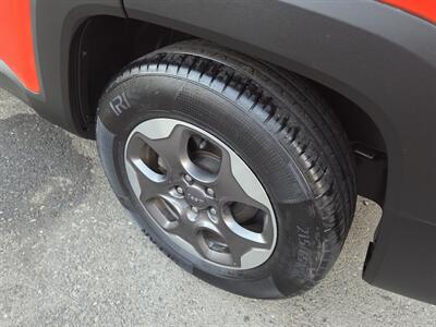 2017 Jeep Renegade Sport   - Photo 7 - Roseville, CA 95678