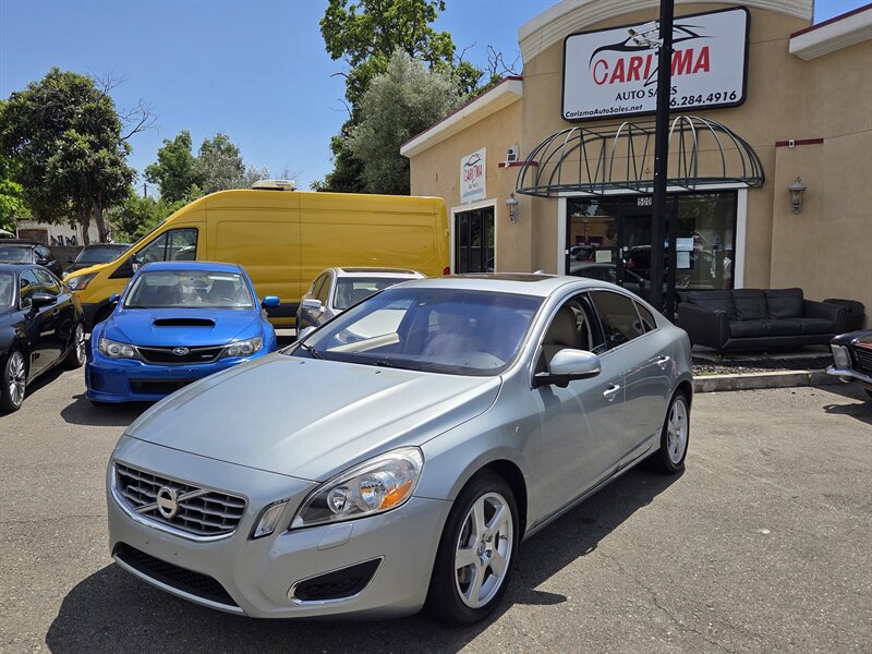 2013 Volvo S60 T5 FWD Auto Premier Plus's photo