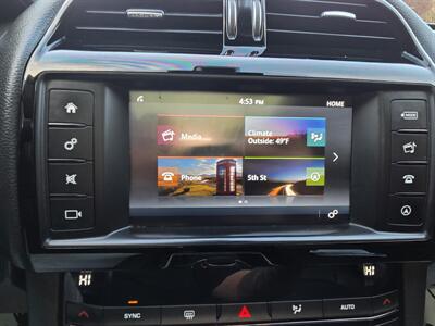2017 Jaguar F-PACE 35t AWD - Hard to find - Must see!!   - Photo 30 - Roseville, CA 95678
