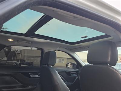 2017 Jaguar F-PACE 35t AWD - Hard to find - Must see!!   - Photo 19 - Roseville, CA 95678
