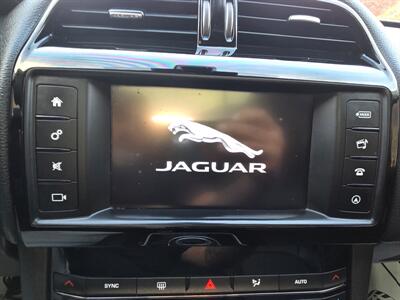 2017 Jaguar F-PACE 35t AWD - Hard to find - Must see!!   - Photo 27 - Roseville, CA 95678