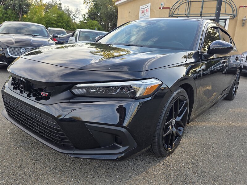 2022 Honda Civic Si photo 2