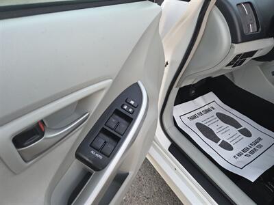 2013 Toyota Prius Two - Photo 10 - Roseville, CA 95678