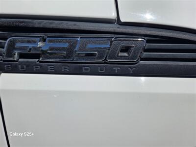 2015 Ford F-350 Super Duty XL super clean - Photo 6 - Roseville, CA 95678