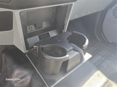 2015 Ford F-350 Super Duty XL super clean - Photo 11 - Roseville, CA 95678