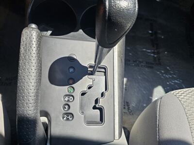 2012 Toyota RAV4 AWD   - Photo 26 - Roseville, CA 95678