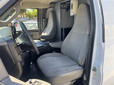 2017 Chevrolet Express 2500 EXTENDED - BACKUP CAMERA - SONY DISPLAY   - Photo 13 - Roseville, CA 95678