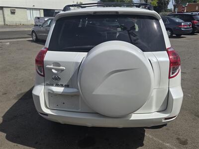 2006 Toyota RAV4 Limited   - Photo 4 - Roseville, CA 95678