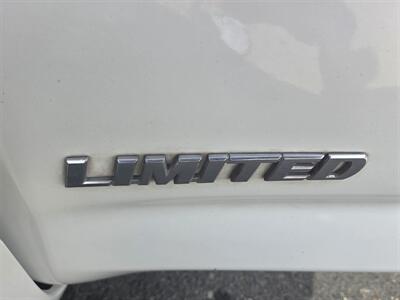 2006 Toyota RAV4 Limited   - Photo 18 - Roseville, CA 95678
