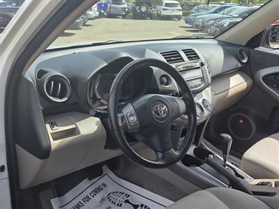 2006 Toyota RAV4 Limited   - Photo 8 - Roseville, CA 95678