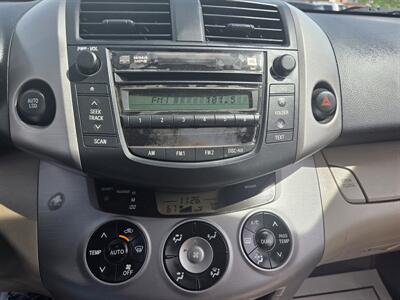 2006 Toyota RAV4 Limited   - Photo 22 - Roseville, CA 95678
