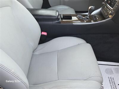 2010 Lexus IS 250   - Photo 21 - Roseville, CA 95678