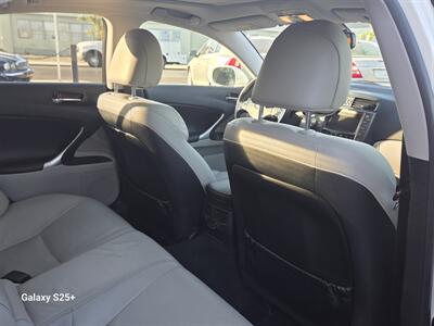 2010 Lexus IS 250   - Photo 16 - Roseville, CA 95678